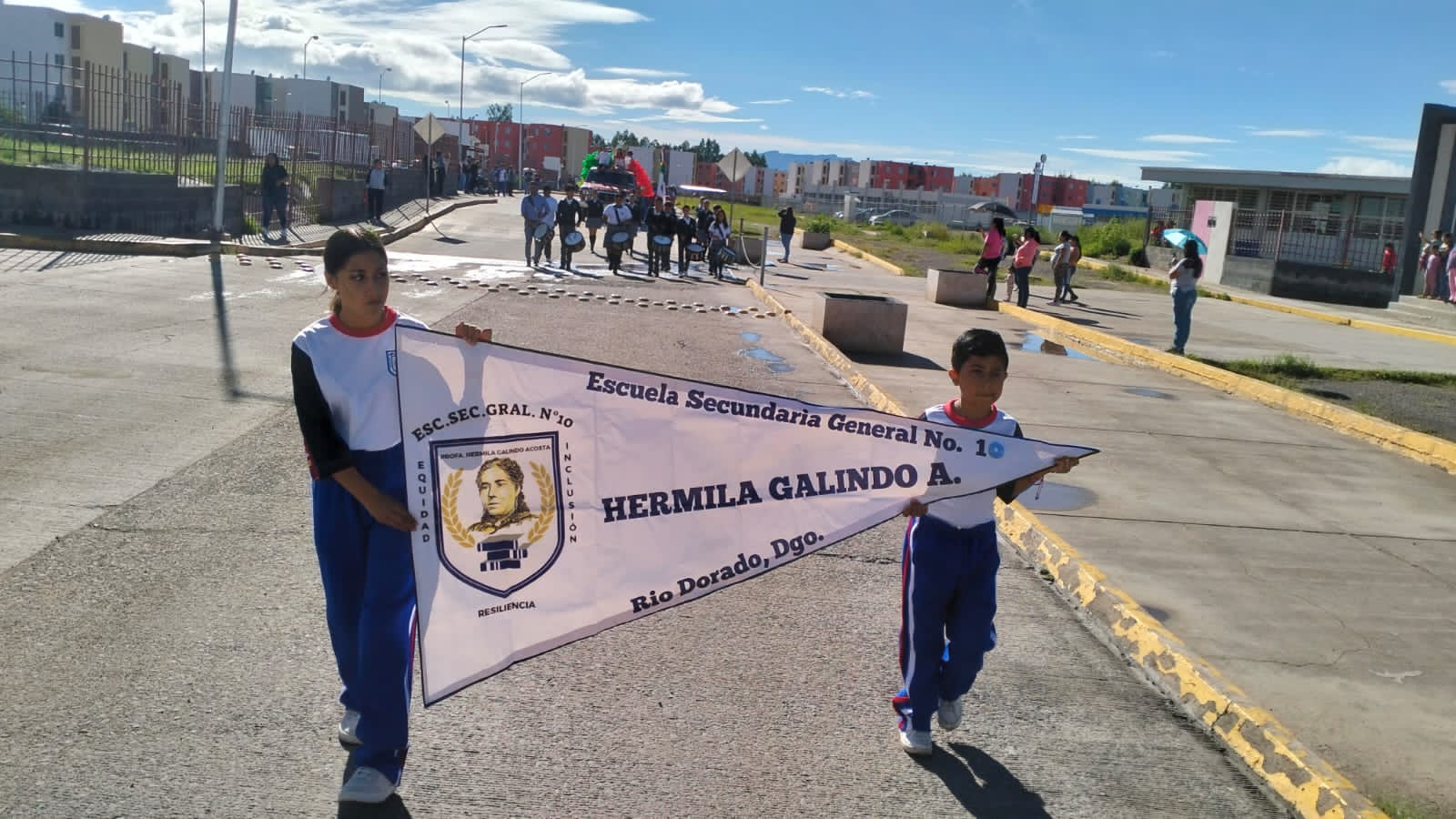 Proyecto escolar en Río Dorado